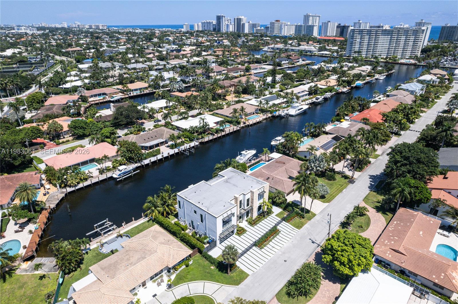 2817 NE 35th St Fort Lauderdale, FL 33306