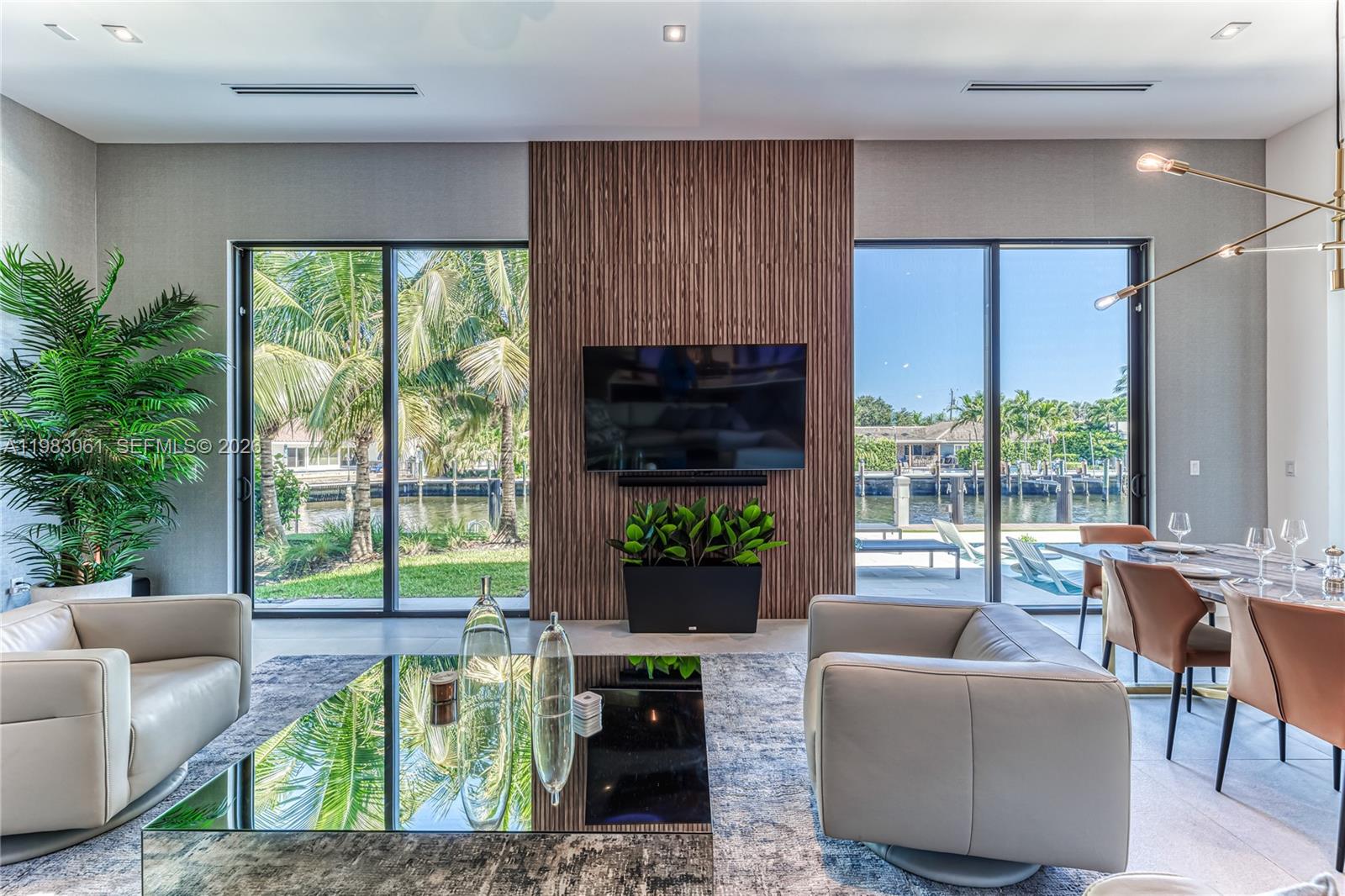 2817 NE 35th St Fort Lauderdale, FL 33306