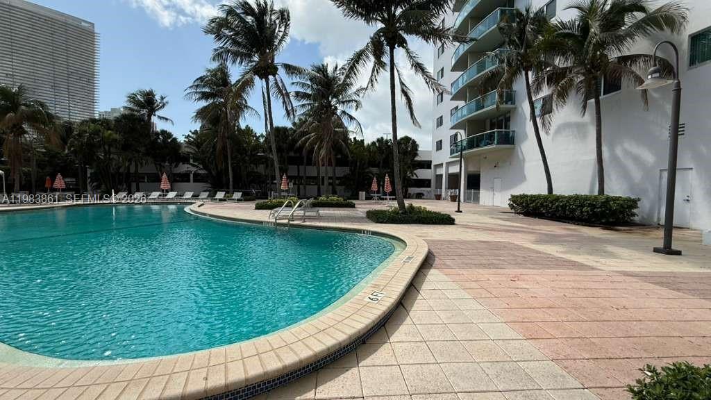 19380 Collins Ave #905 Sunny Isles Beach, FL 33160