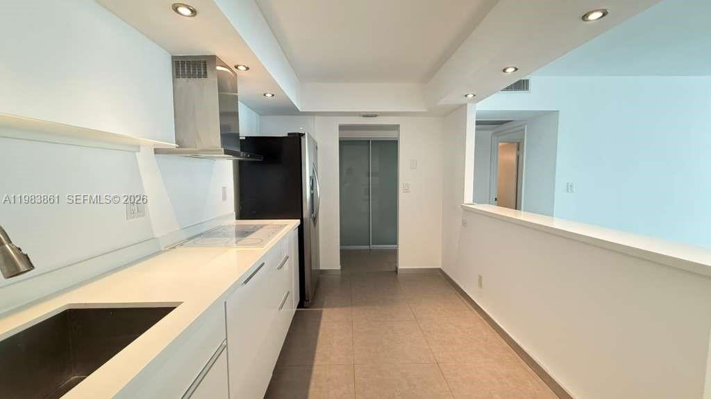 19380 Collins Ave #905 Sunny Isles Beach, FL 33160