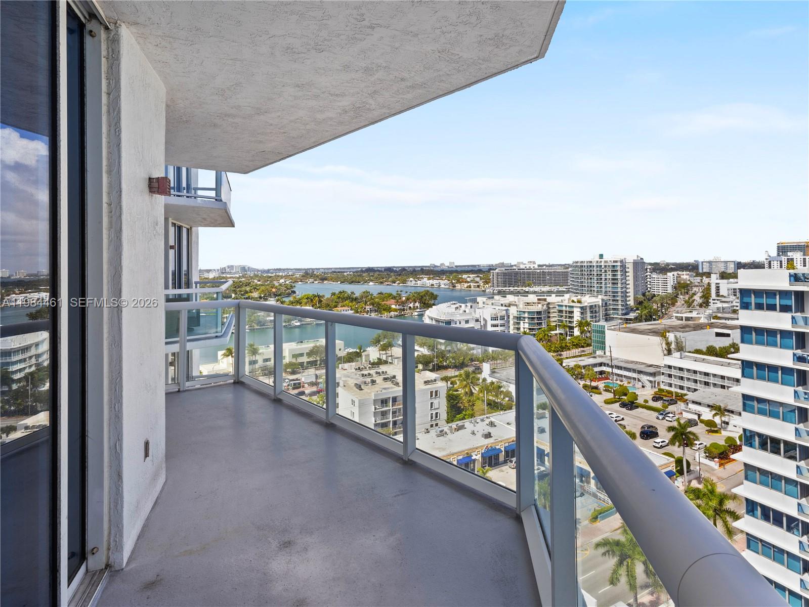 image Bel Aire on the Ocean23