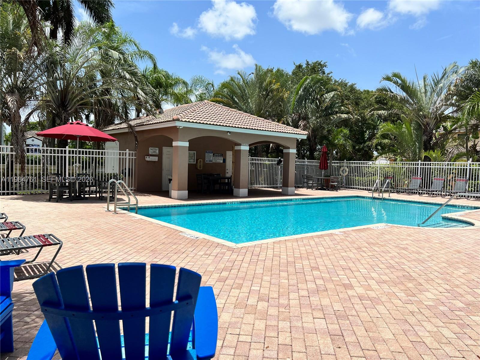 11854 SW 8th St Pembroke Pines, FL 33025
