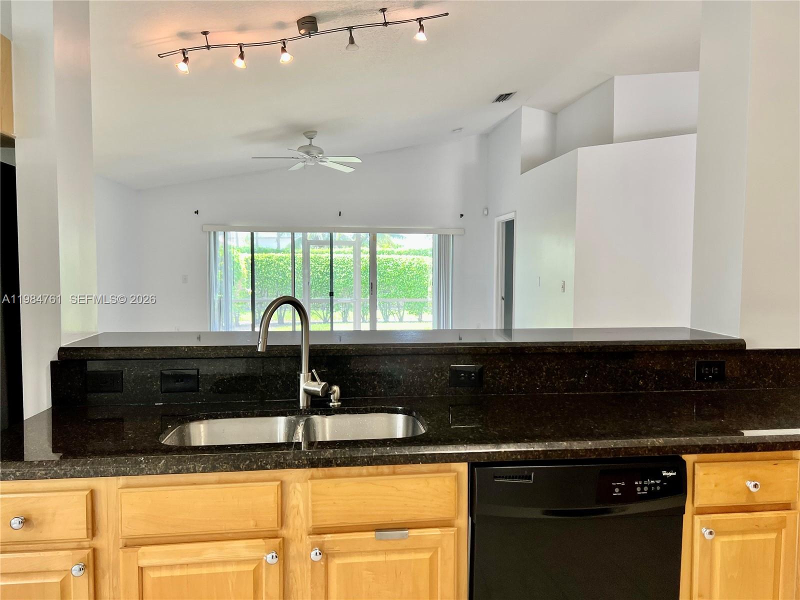 11854 SW 8th St Pembroke Pines, FL 33025