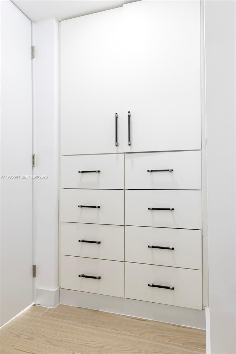 2397 SW 13th St Miami, FL 33145