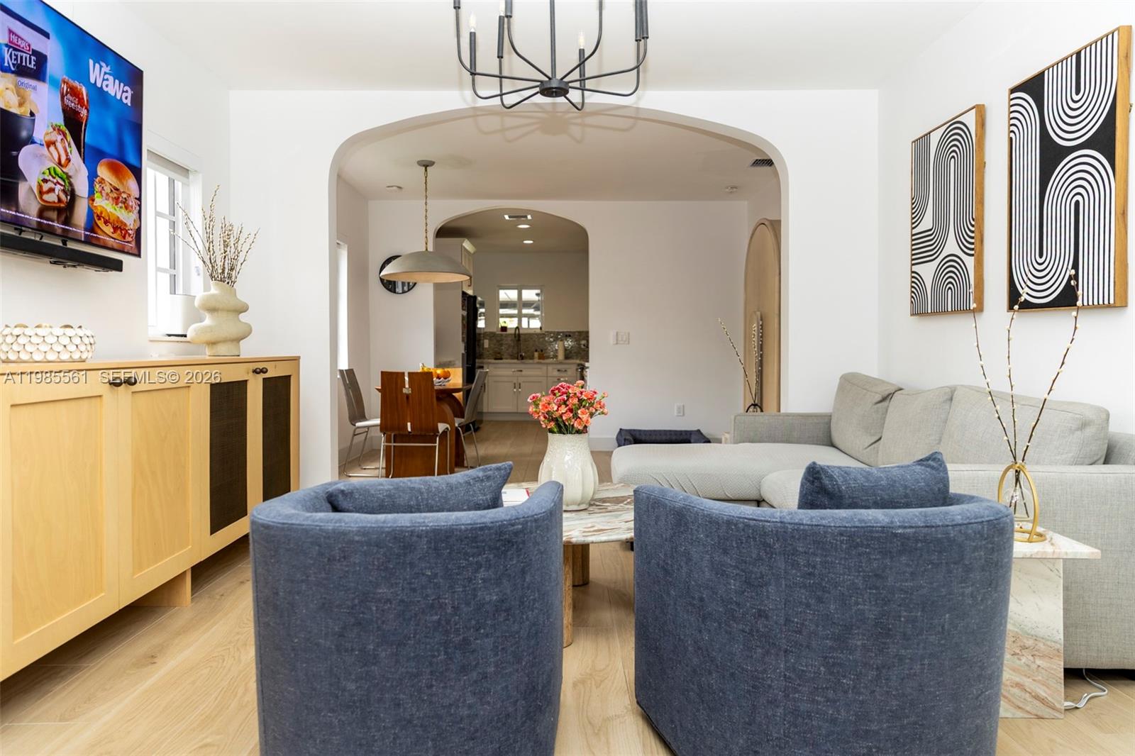 2397 SW 13th St Miami, FL 33145