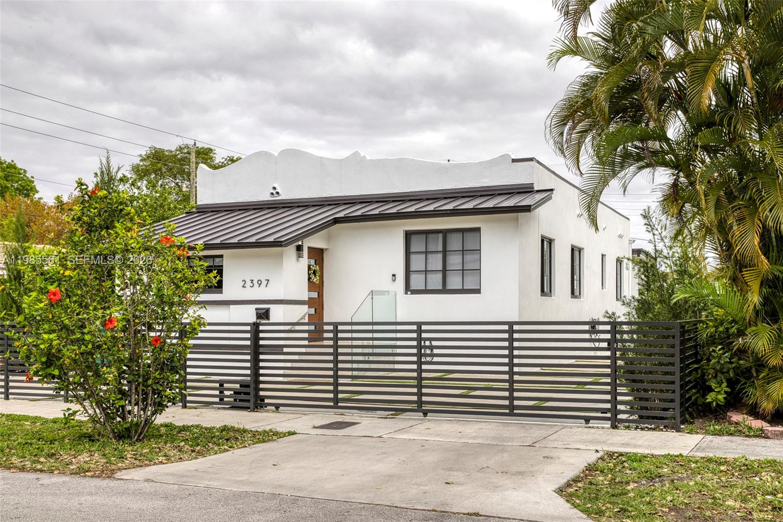 2397 SW 13th St Miami, FL 33145