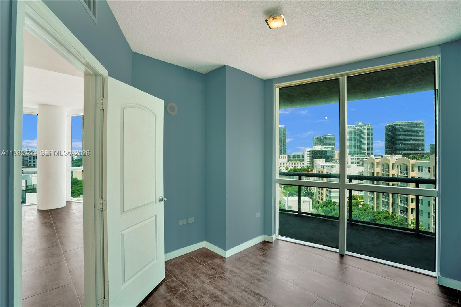 480 NE 30th St #1007 Miami, FL 33137