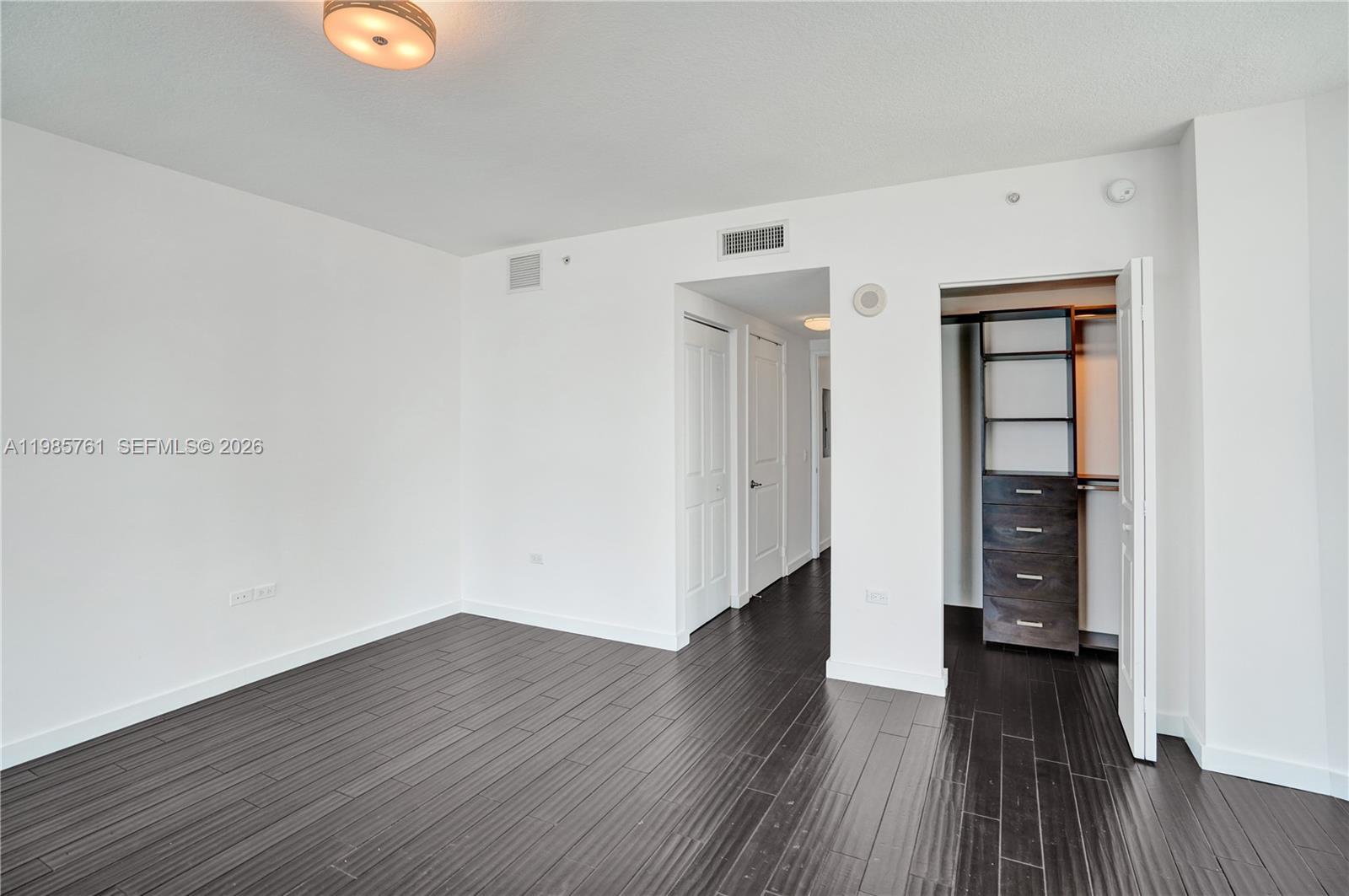 480 NE 30th St #1007 Miami, FL 33137