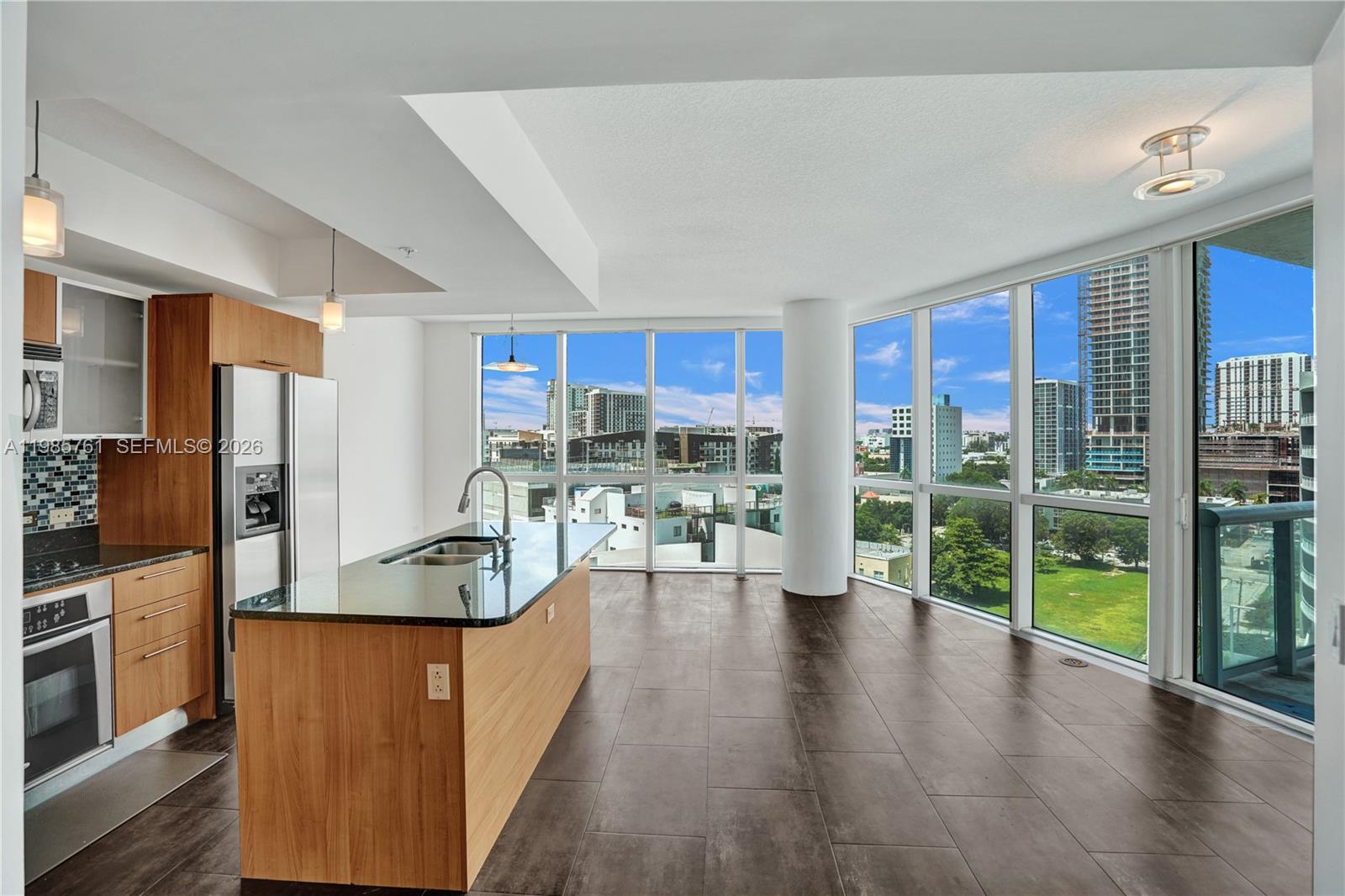 480 NE 30th St #1007 Miami, FL 33137