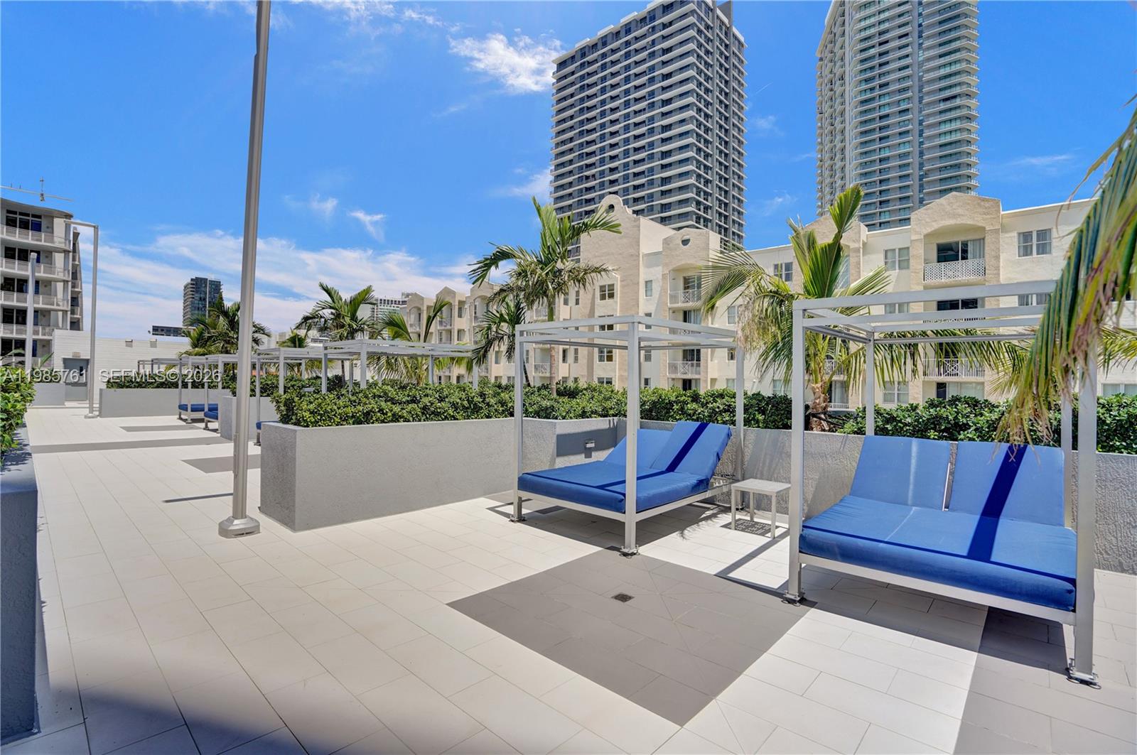 480 NE 30th St #1007 Miami, FL 33137