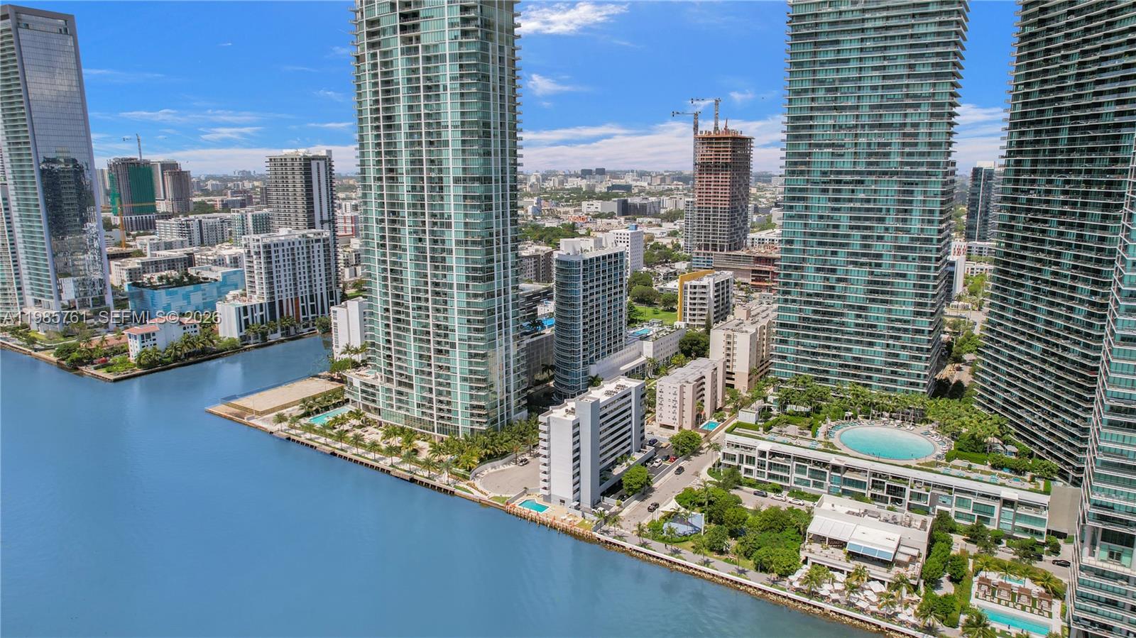 480 NE 30th St #1007 Miami, FL 33137