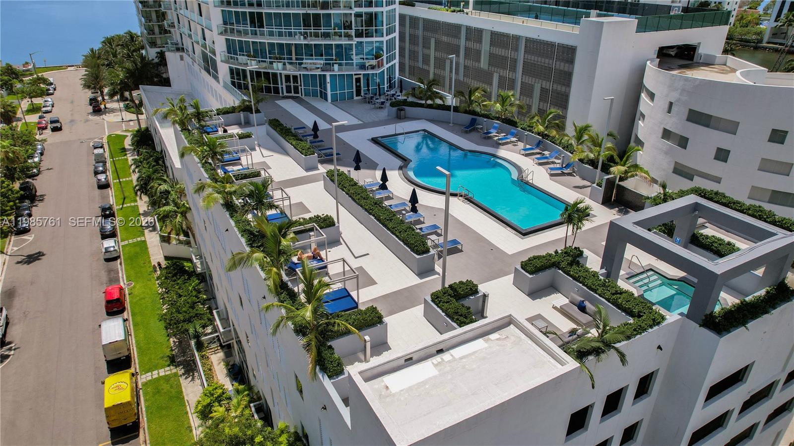 480 NE 30th St #1007 Miami, FL 33137