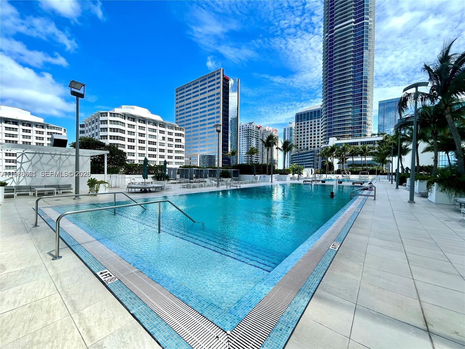 image The Plaza on Brickell West52