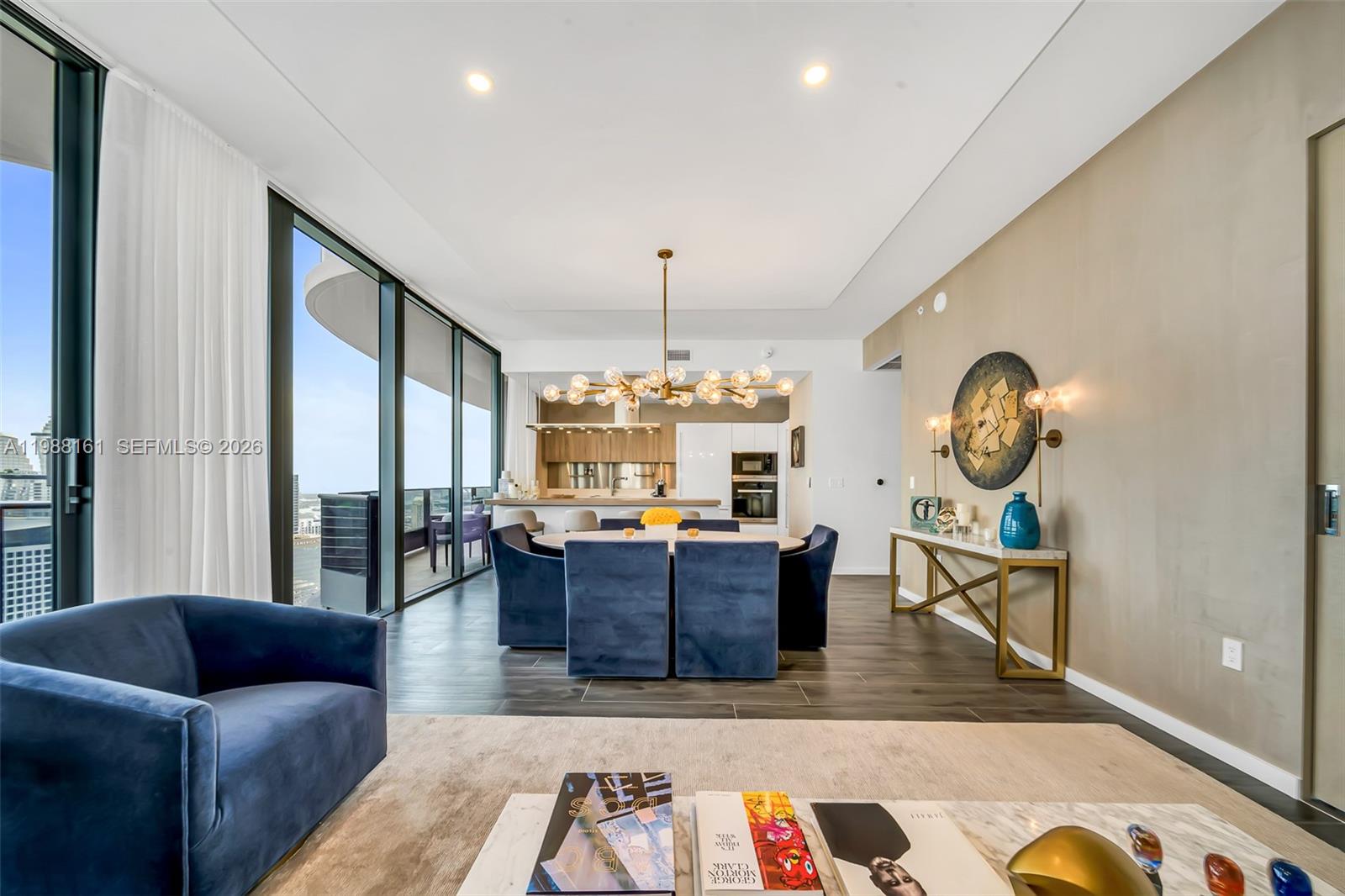 1000 Brickell Plz #PH5807 Miami, FL 33131