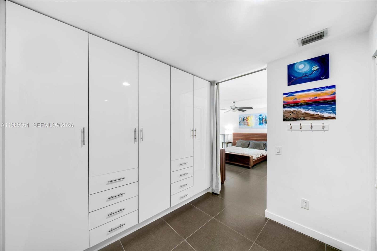 300 S Biscayne Blvd #L-410 Miami, FL 33131