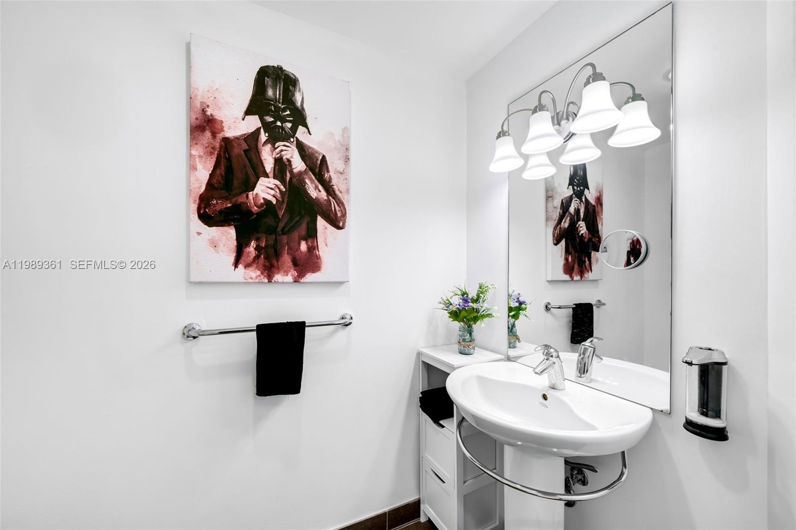 300 S Biscayne Blvd #L-410 Miami, FL 33131