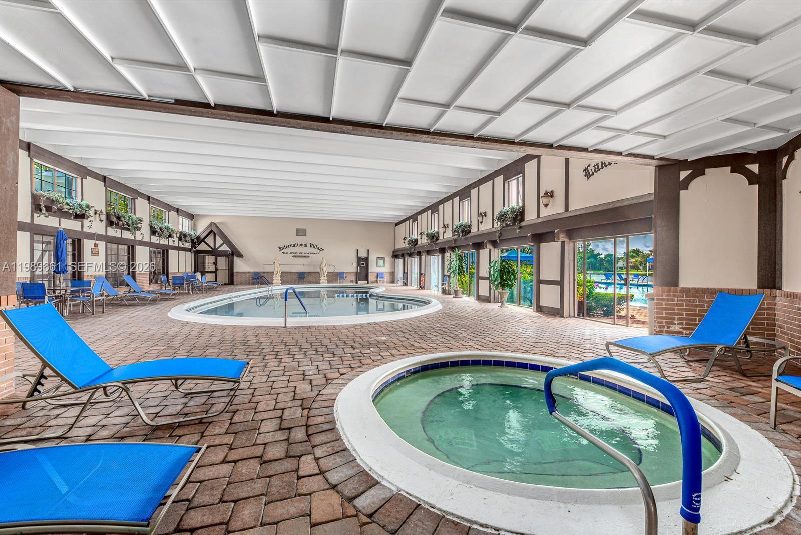 3740 Inverrary Dr #1T Lauderhill, FL 33319