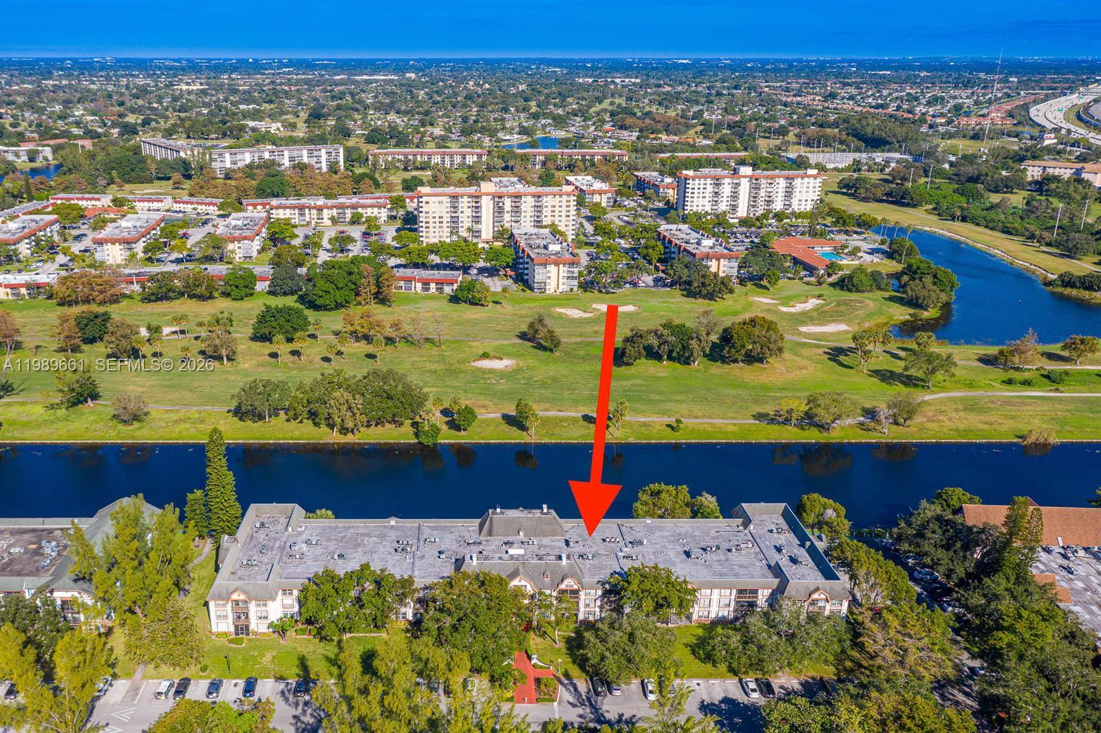 3740 Inverrary Dr #1T Lauderhill, FL 33319