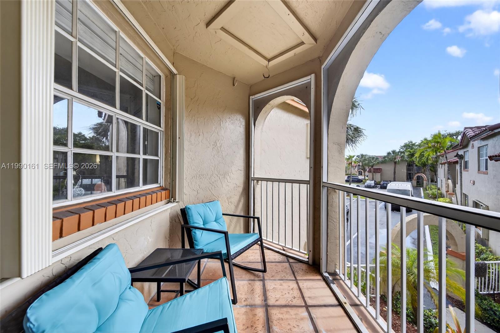 365 SW 86th Ave #201 Pembroke Pines, FL 33025