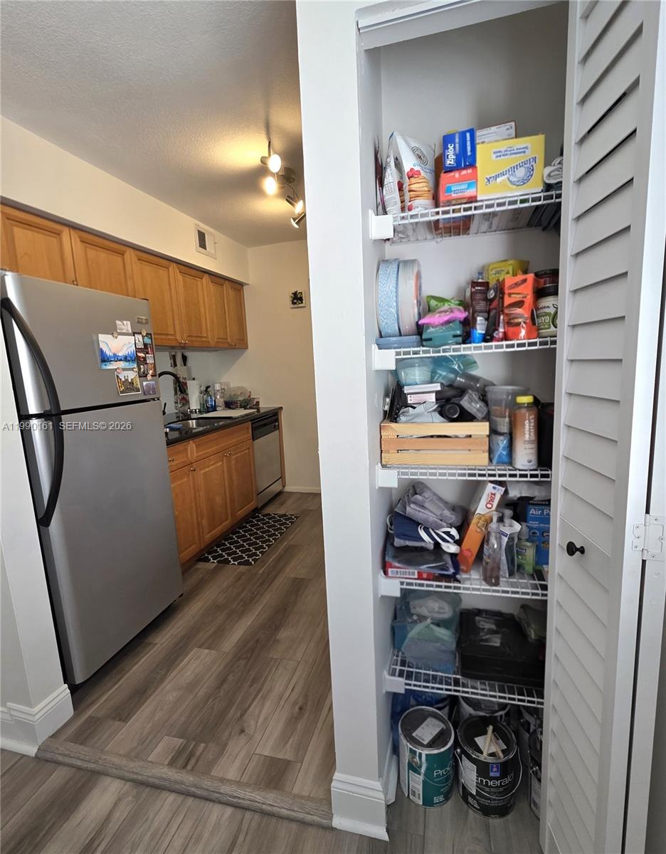 365 SW 86th Ave #201 Pembroke Pines, FL 33025