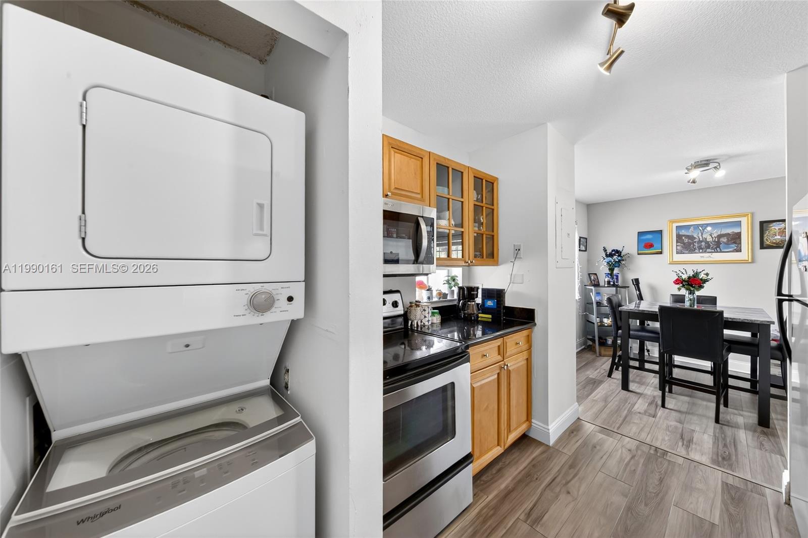 365 SW 86th Ave #201 Pembroke Pines, FL 33025