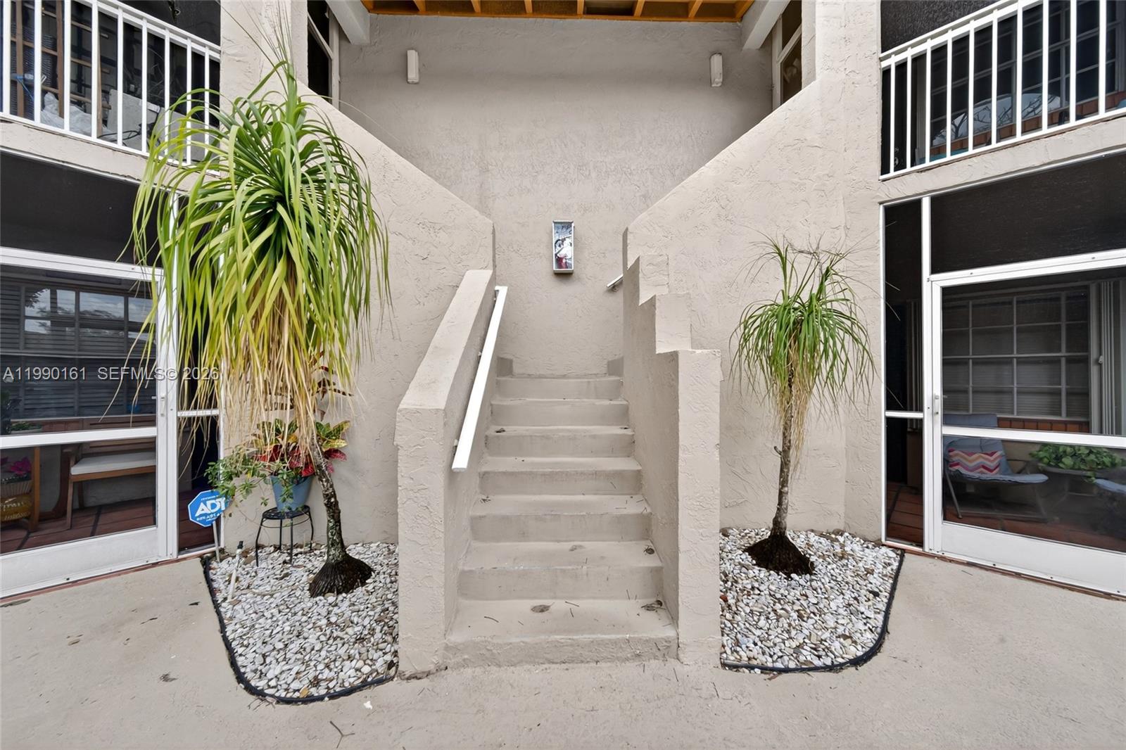 365 SW 86th Ave #201 Pembroke Pines, FL 33025