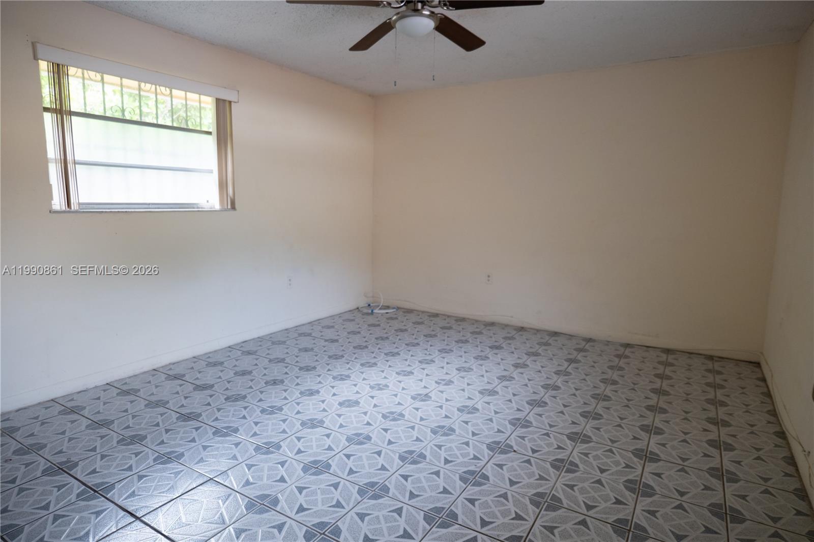 2323 SW 17th Ter Miami, FL 33145