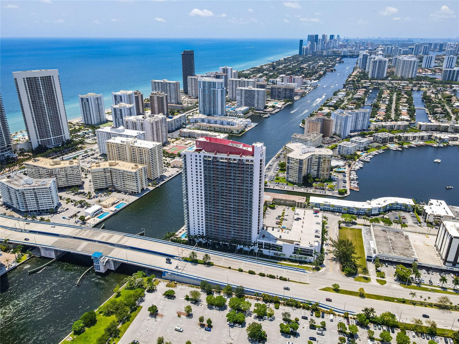 image Beachwalk Condominium23