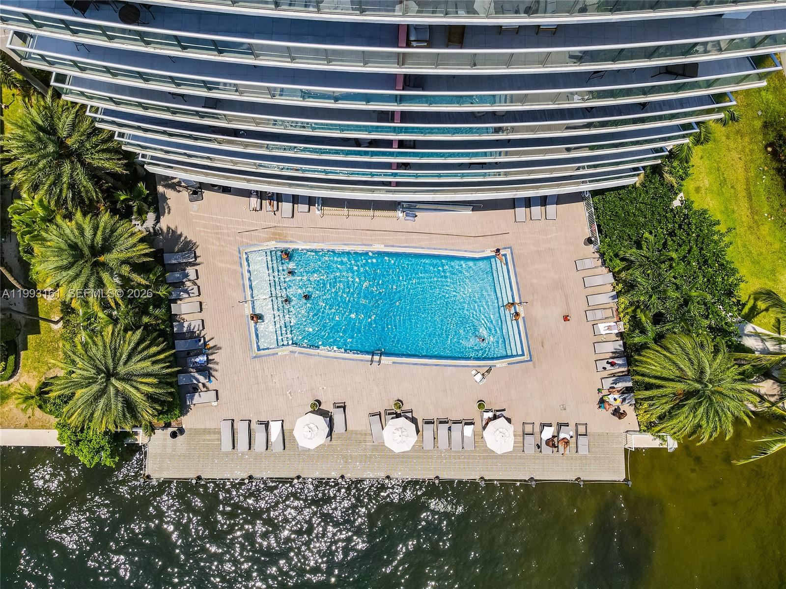 image Beachwalk Condominium24