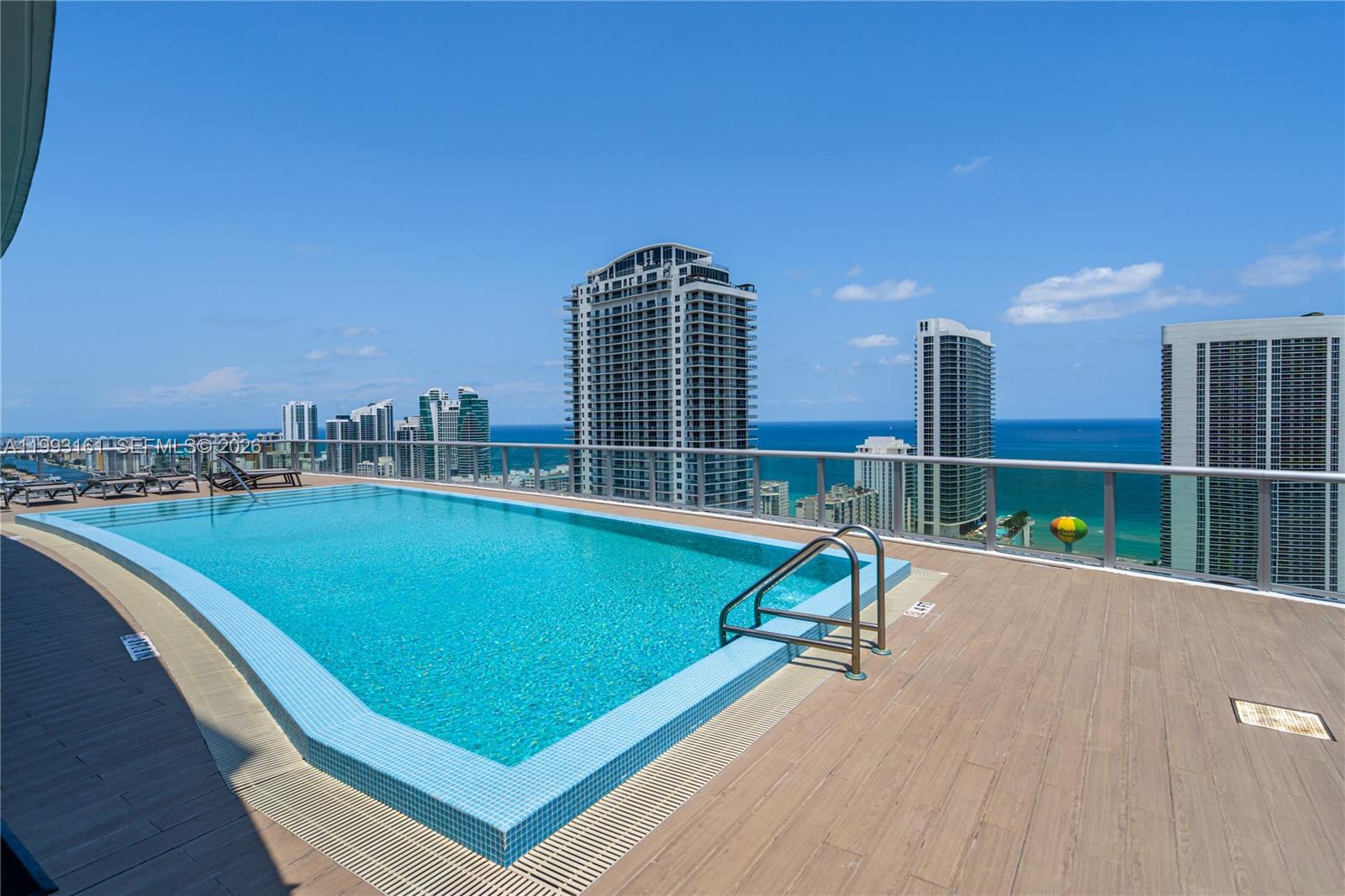 image Beachwalk Condominium25