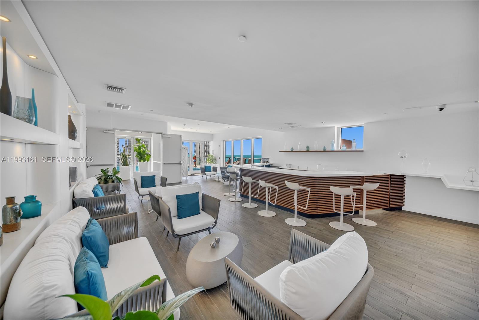 image Beachwalk Condominium26