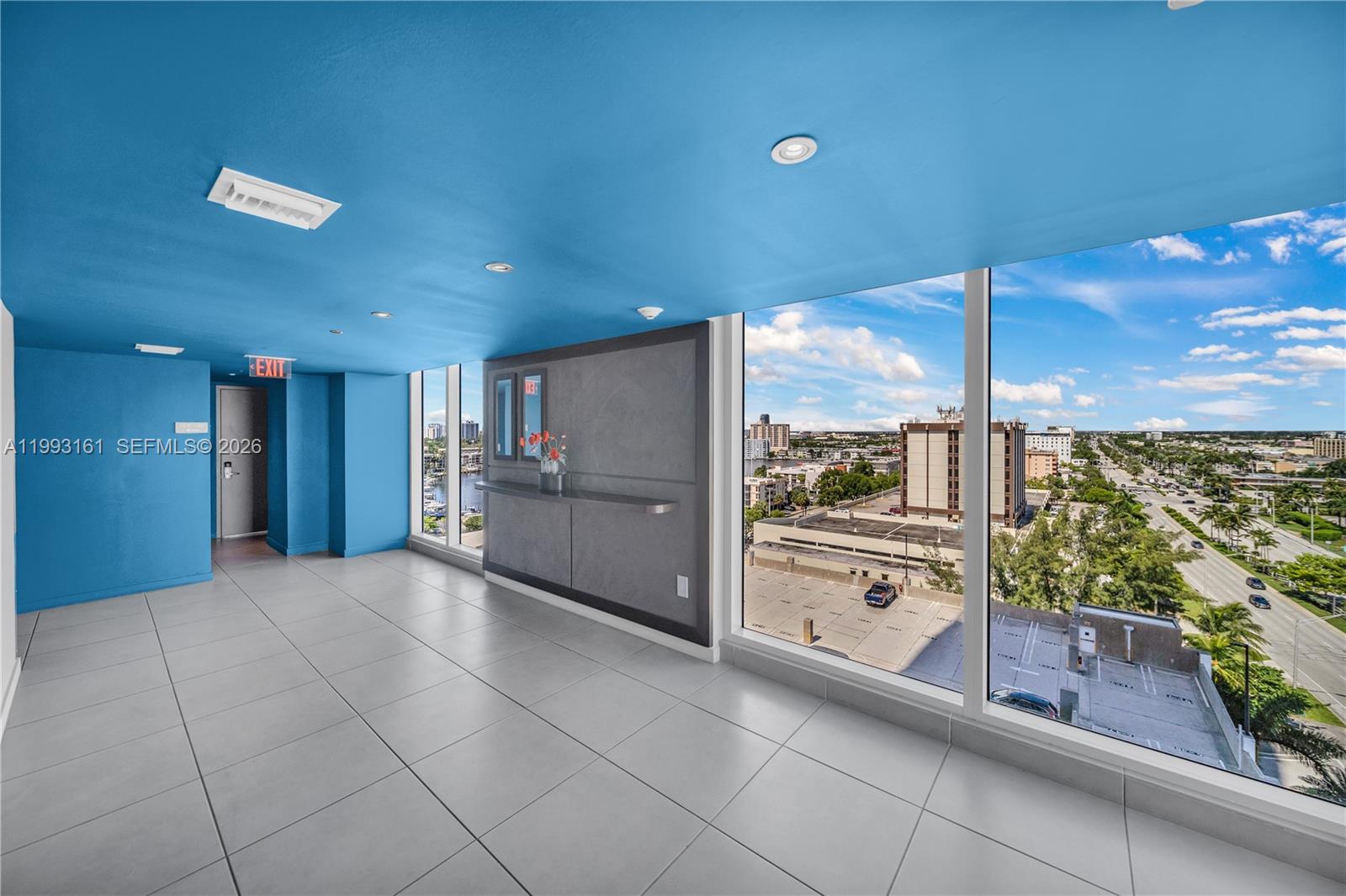 image Beachwalk Condominium31