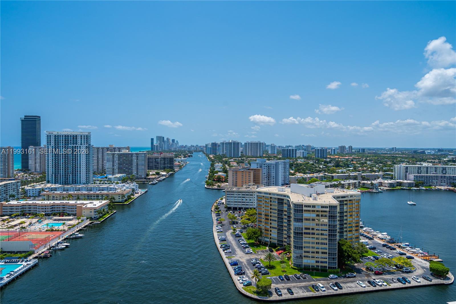 image Beachwalk Condominium35