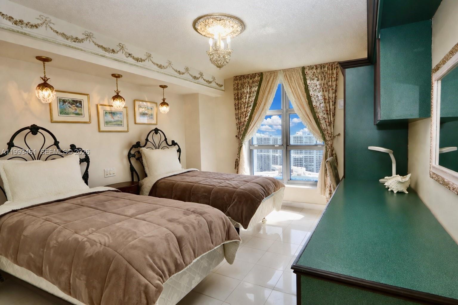 3530 Mystic Pointe Dr #2915 Aventura, FL 33180