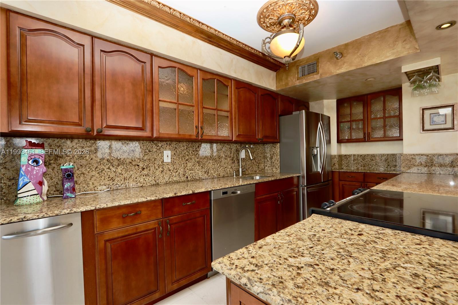 3530 Mystic Pointe Dr #2915 Aventura, FL 33180