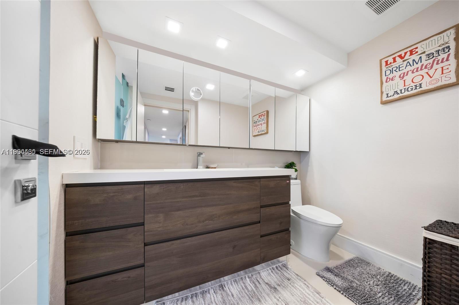 1581 Brickell Ave #506 Miami, FL 33129