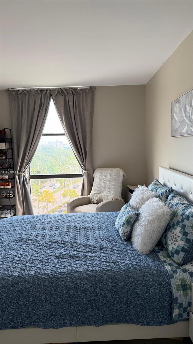 13499 Biscayne Blvd #805 North Miami, FL 33181