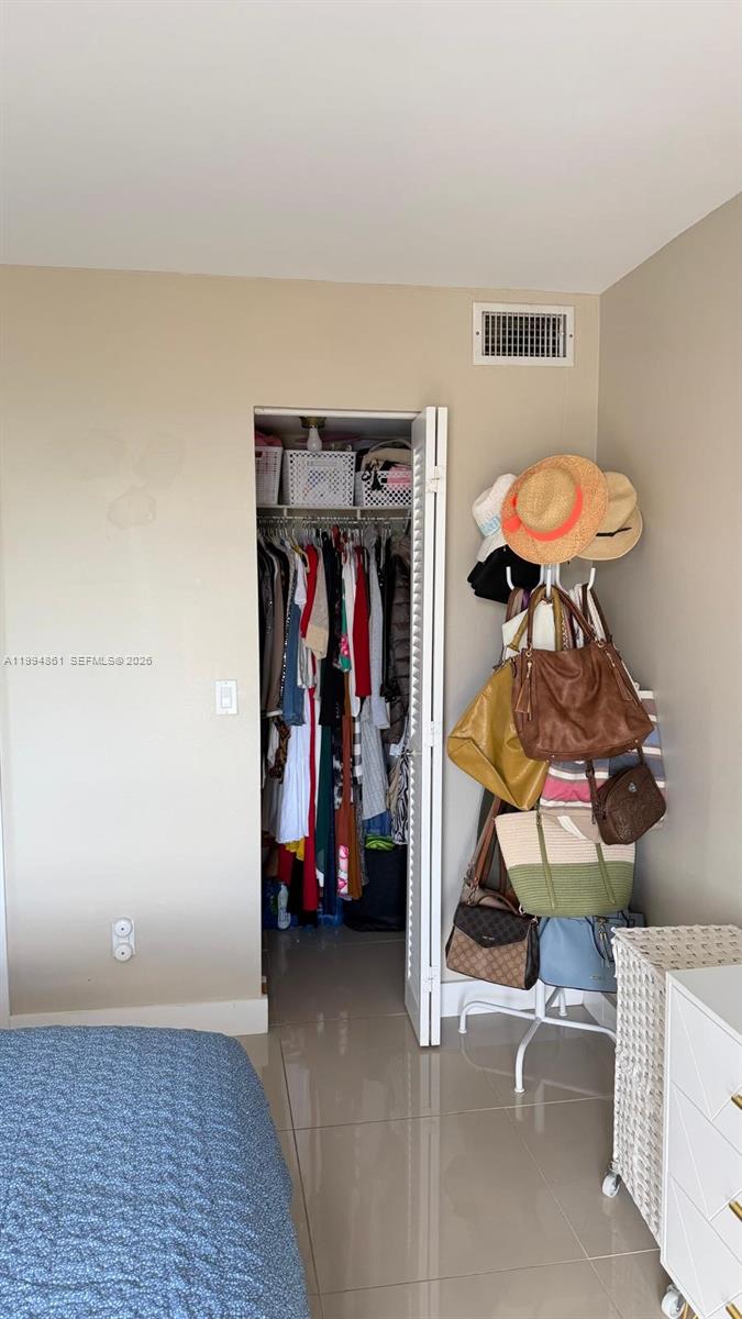 13499 Biscayne Blvd #805 North Miami, FL 33181