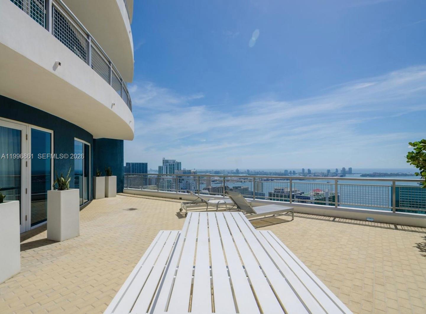 image Infinity at Brickell14