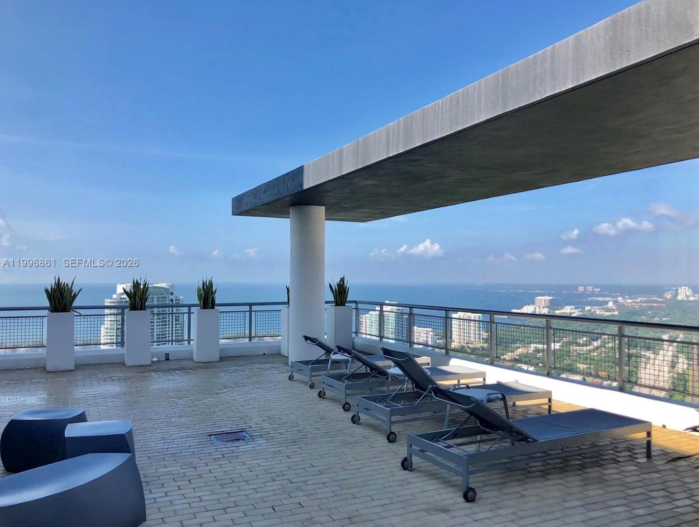 image Infinity at Brickell15