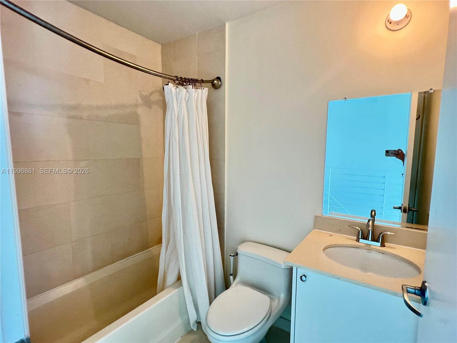 image Infinity at Brickell17