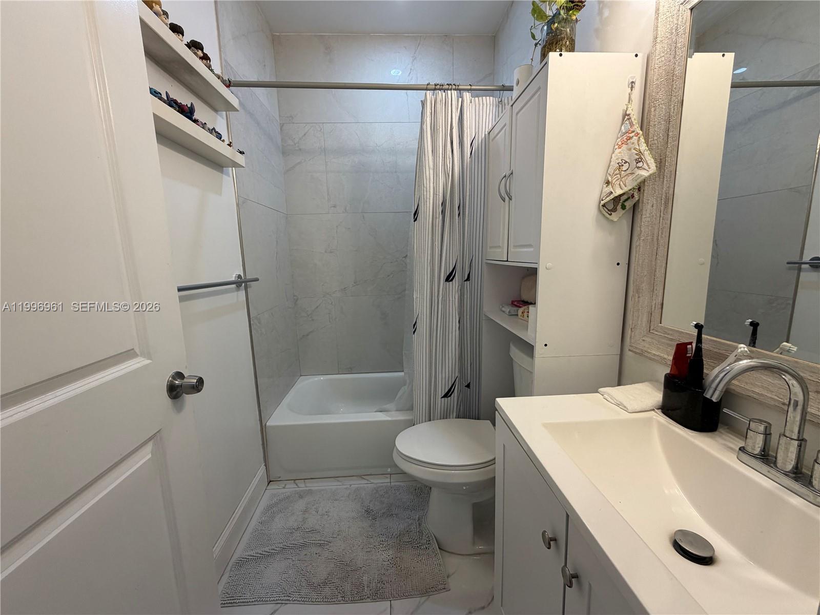 2241 N 62nd Ave Hollywood, FL 33024