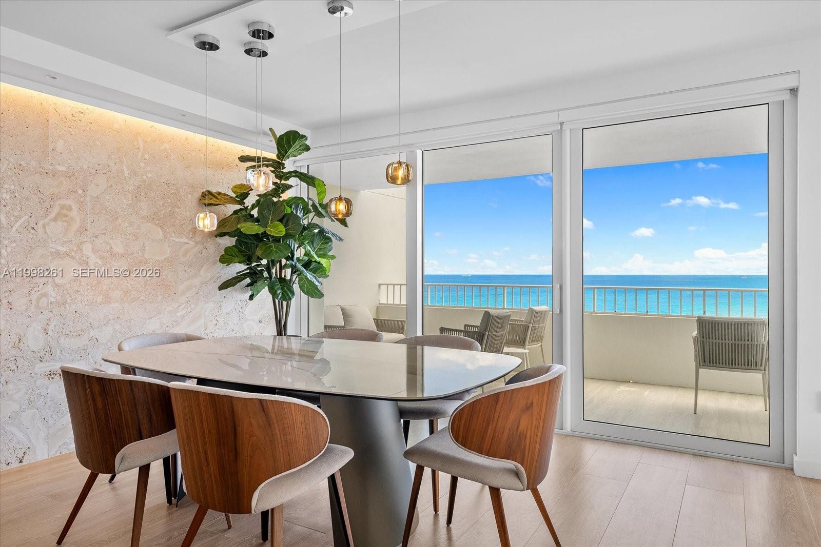 image Commodore Club South1