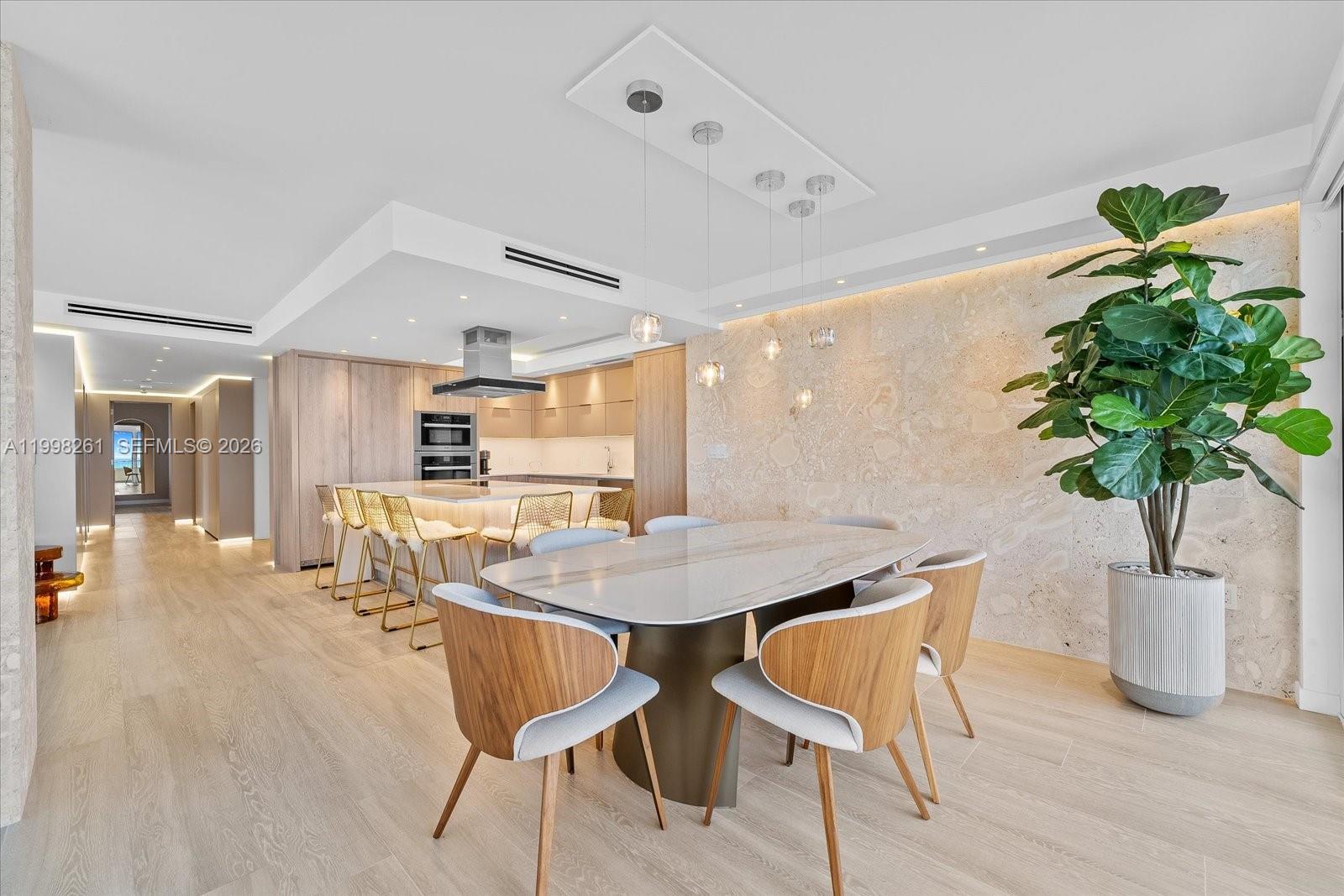 image Commodore Club South2