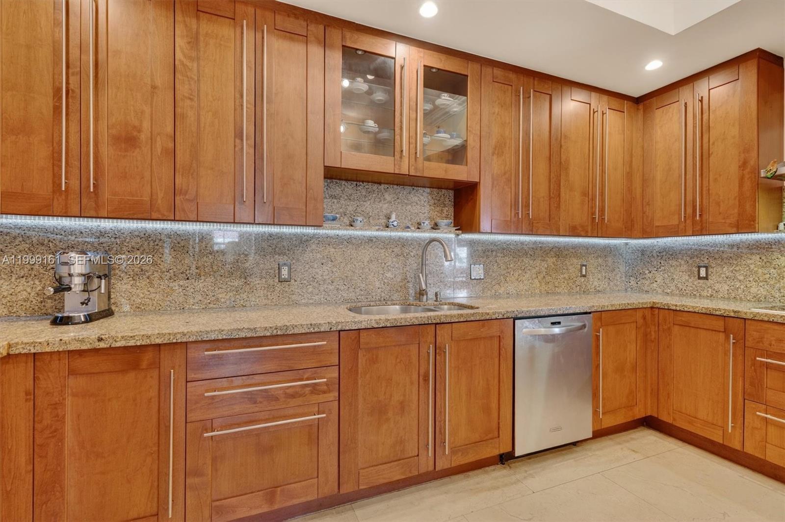 650 Valencia Ave #302 Coral Gables, FL 33134