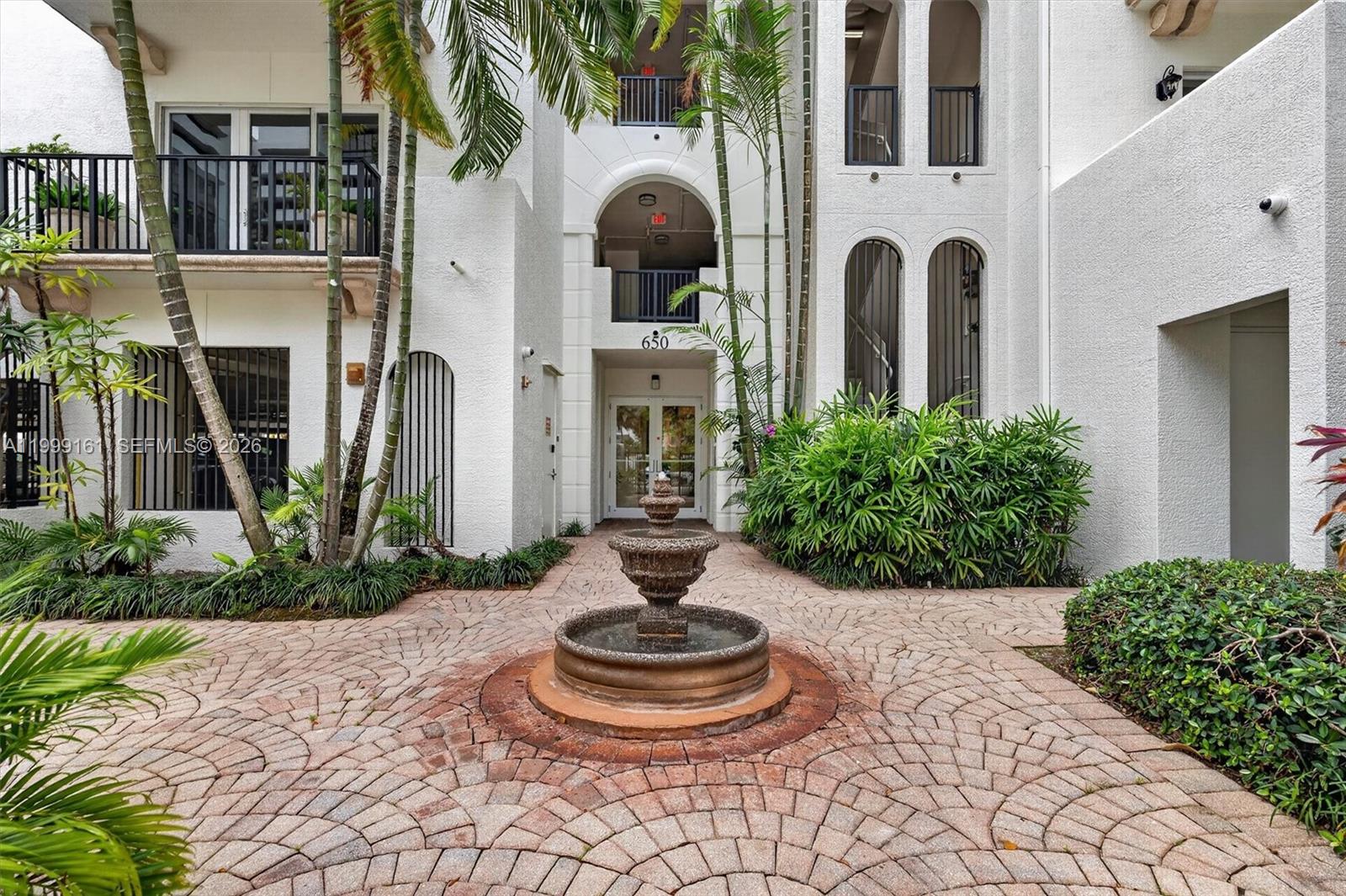 650 Valencia Ave #302 Coral Gables, FL 33134