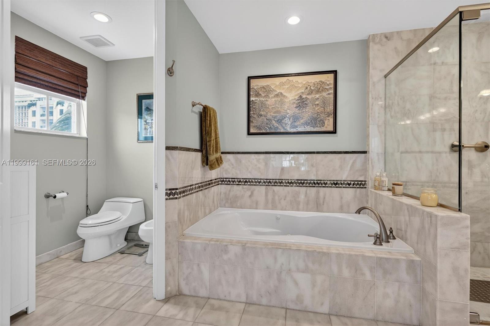 650 Valencia Ave #302 Coral Gables, FL 33134