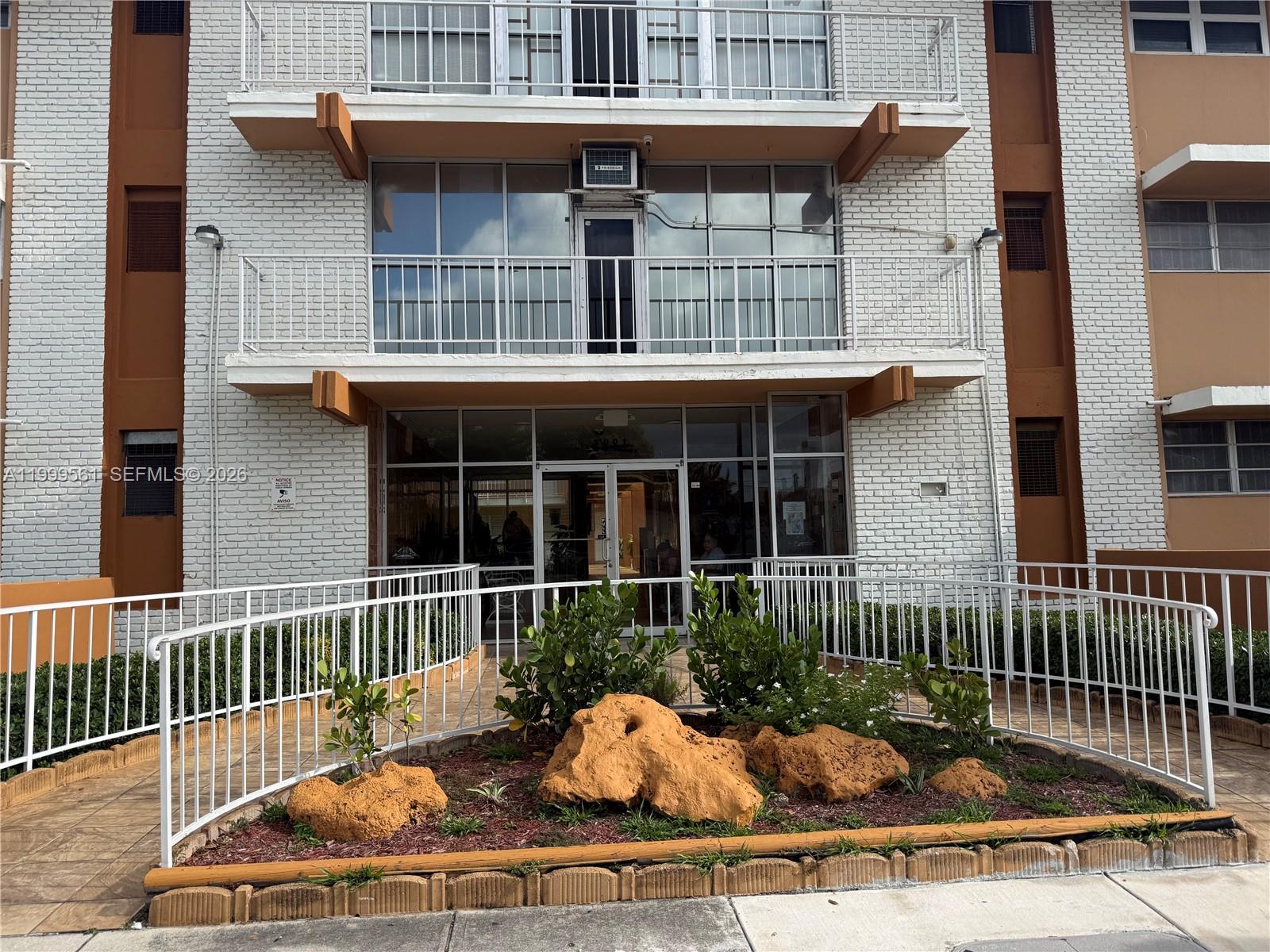 3881 W Flagler St #319