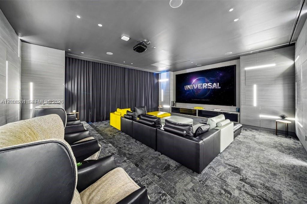 45 SW 9th St #1808 Miami, FL 33130