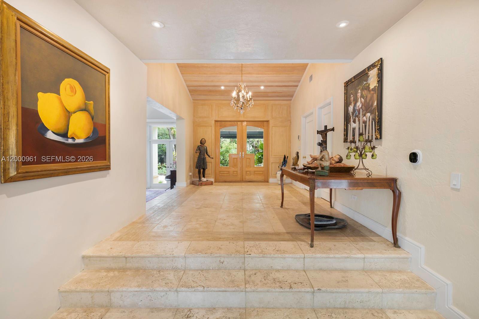 10100 Lakeside Dr Coral Gables, FL 33156